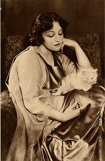 Pauline Frederick and cat