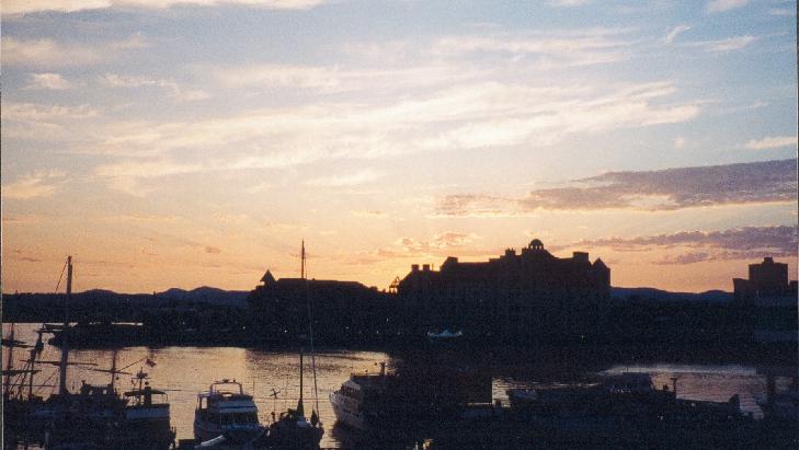 Sunset on Victoria harbour