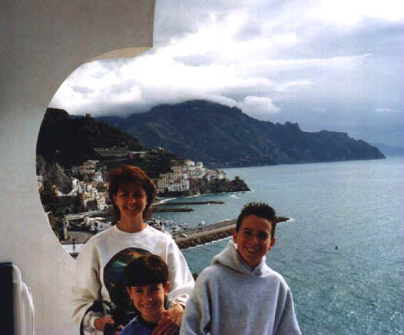 amalfi2.jpg (25444 bytes)