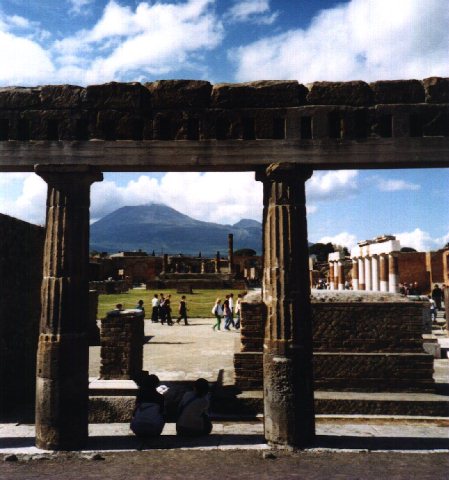 pompeii2.jpg (54412 bytes)