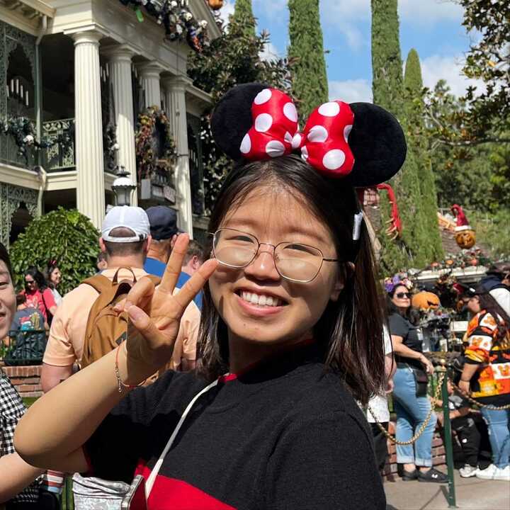 Photo of Tracy Chang