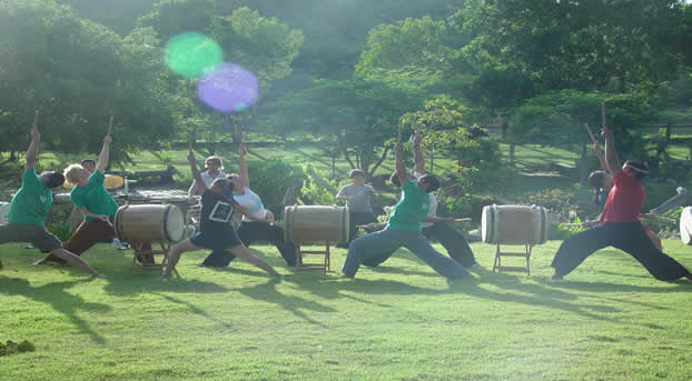 performing at Lopburi